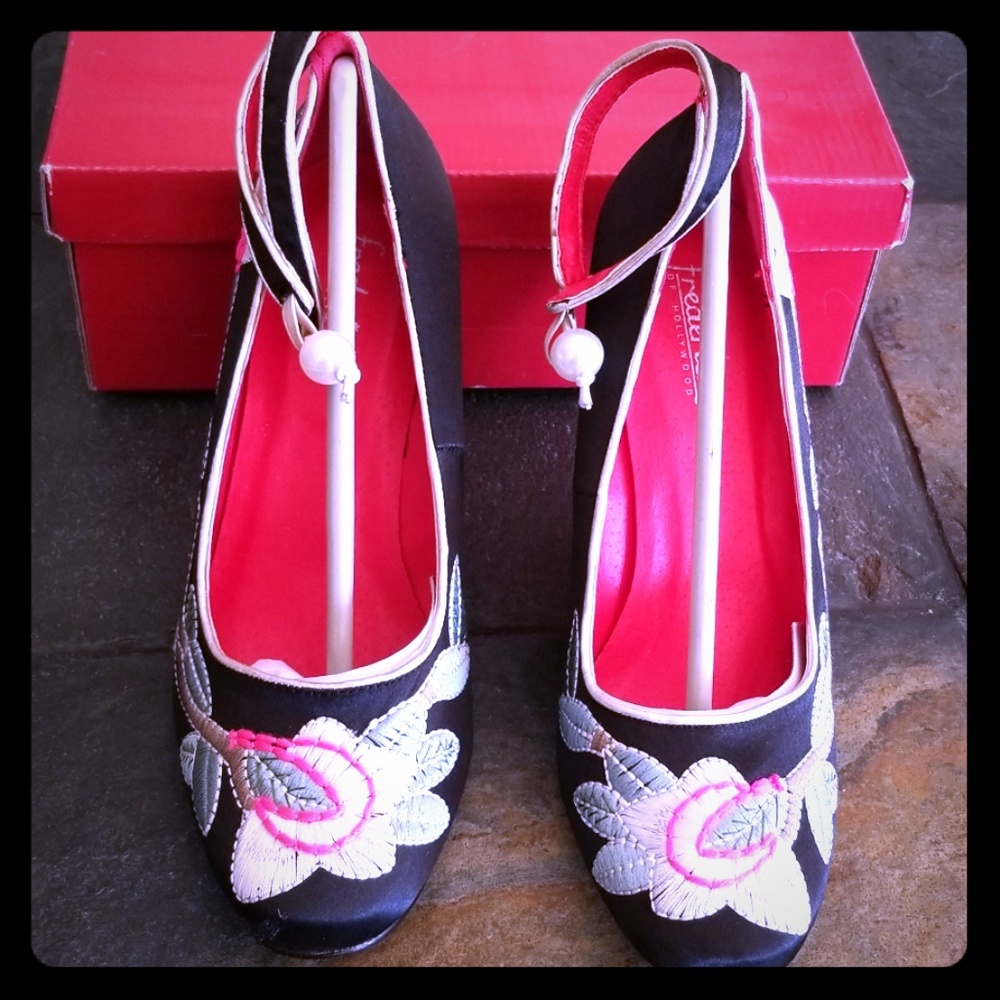Embroidered Black Wedge Heels, Brand New